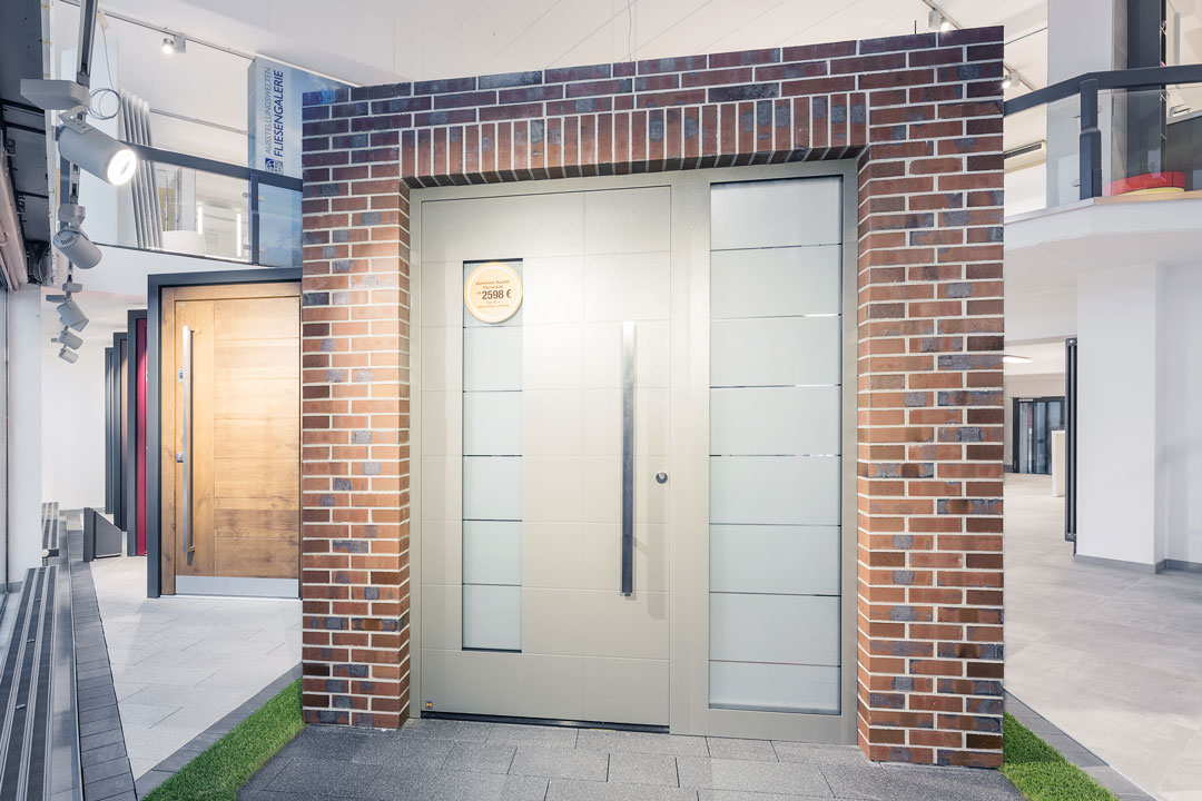 Haustuer-Tuerenstudio-Ausstellungen